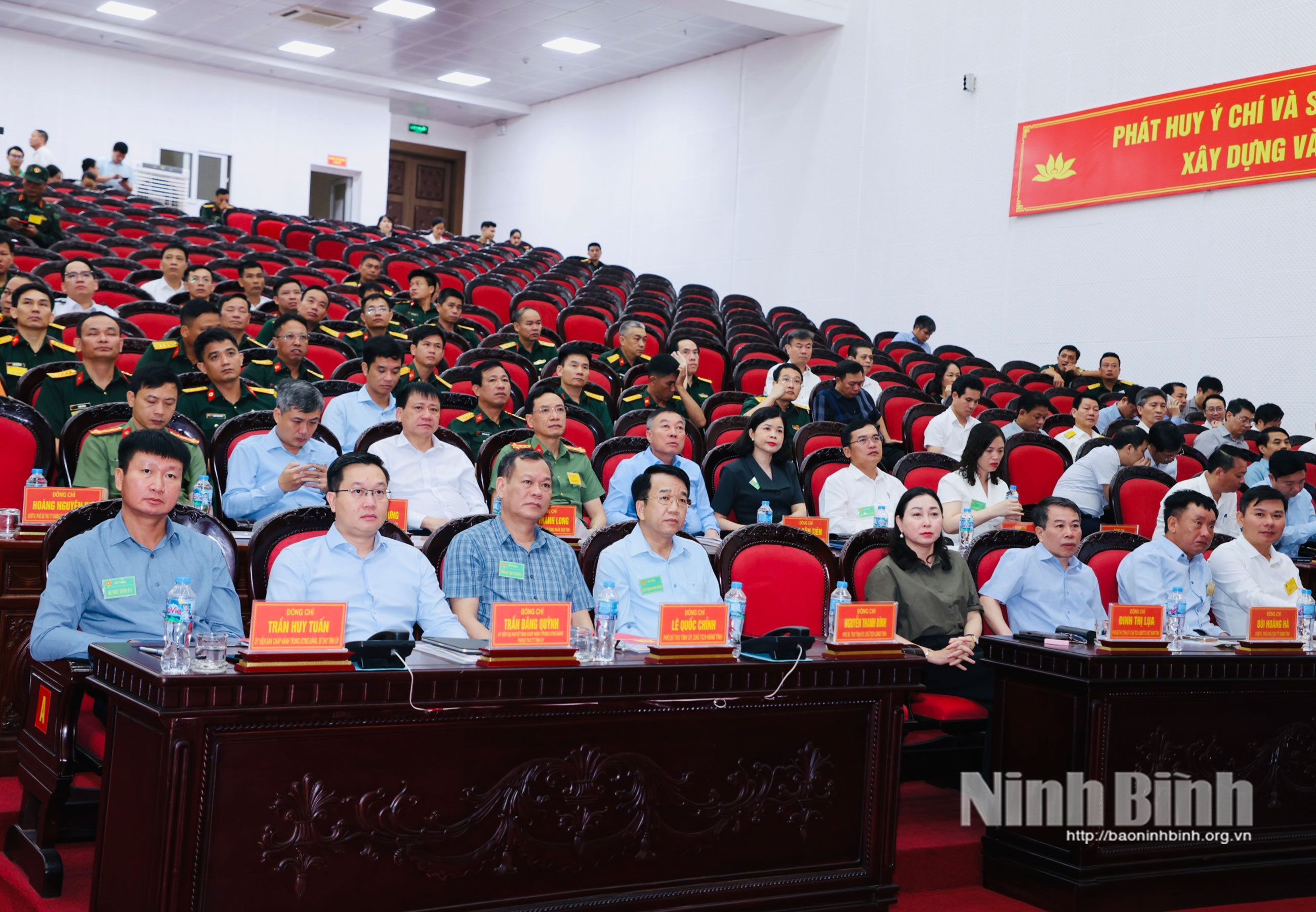 khai-mac-dien-tap-phong-thu-dan-su-ung-pho-bao-manh-sieu-bao-23fe.jpg
