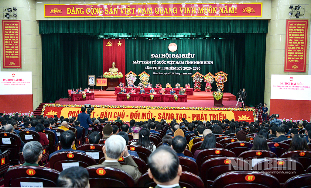 Quang cảnh khai mạc Đại hội đại biểu MTTQ Việt Nam tỉnh Ninh Bình lần thứ I, nhiệm kỳ 2025-2030.