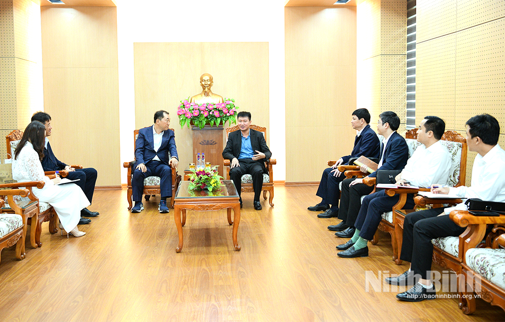 Quang cảnh buổi tiếp và làm việc với lãnh đạo Công ty TNHH MCNEX Vina.