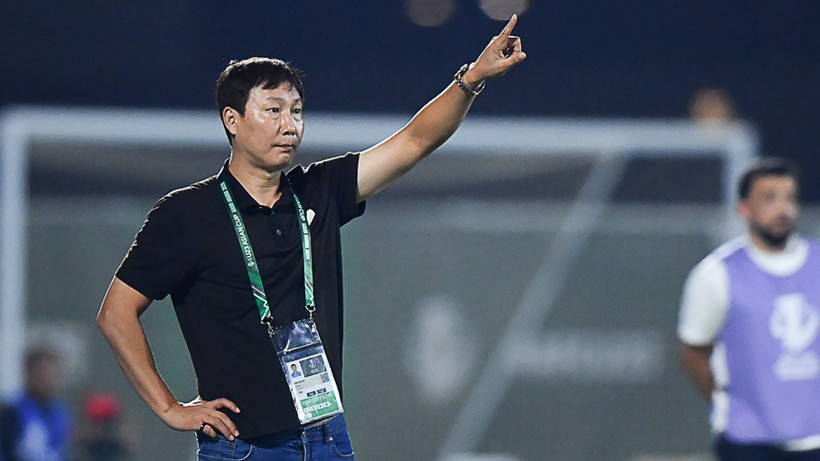 Huấn luyện viên Kim Sang Sik tại Vòng chung kết U23 châu Á 2026. (Ảnh: VFF)