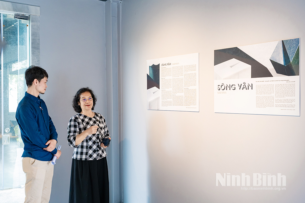 Điêu khắc gia Lê Thị Hiền giới thiệu về Triển lãm điêu khắc Sông Vân.