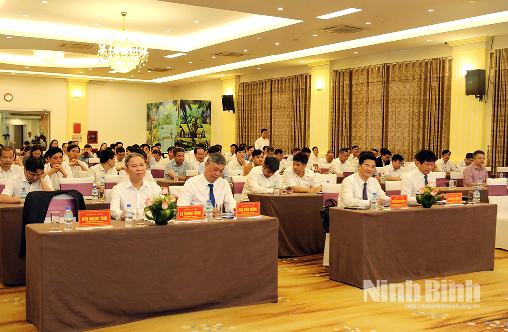 Quang cảnh hội nghị.