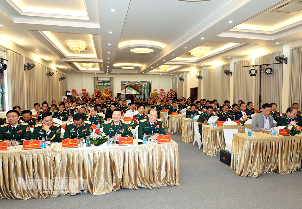 Các đại biểu dự hội nghị.