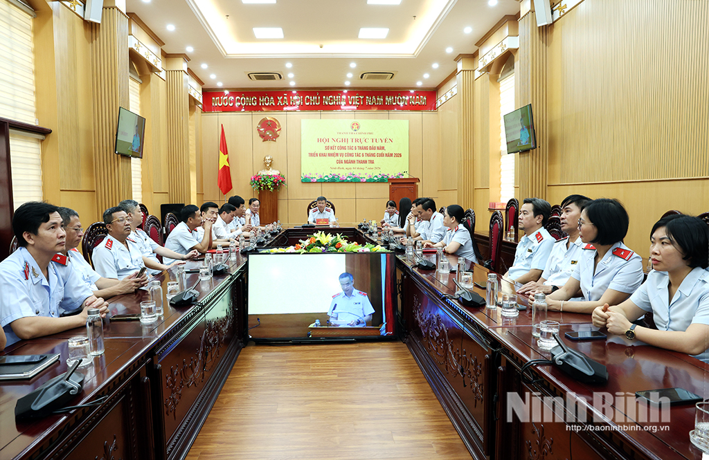 Quang cảnh hội nghị tại điểm cầu Ninh Bình.