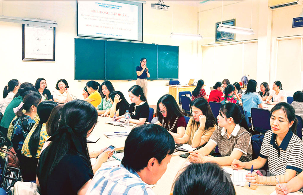 Tích cực chuyển đổi số trong quản trị trường học
