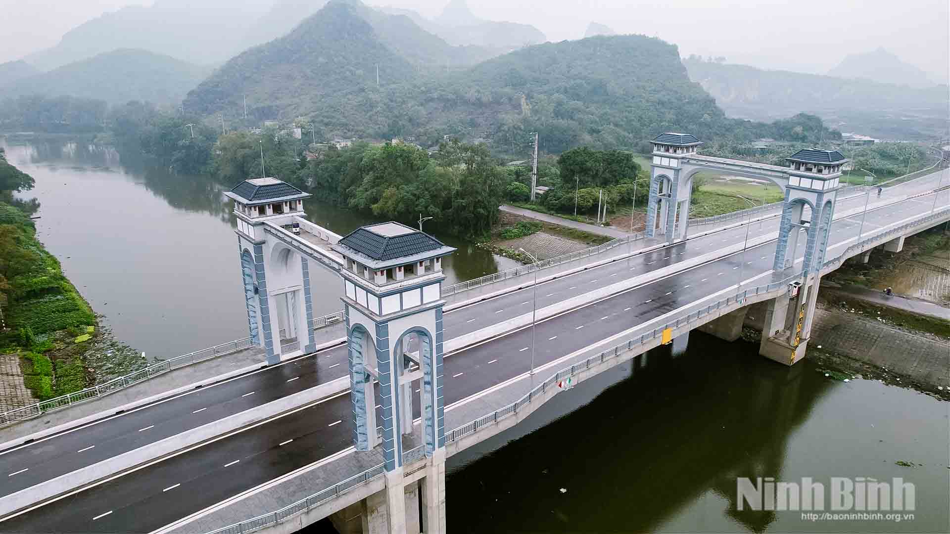 Cầu Tân Lang bắc qua sông Đáy, tạo điểm nhấn hạ tầng mới tại Ninh Bình.