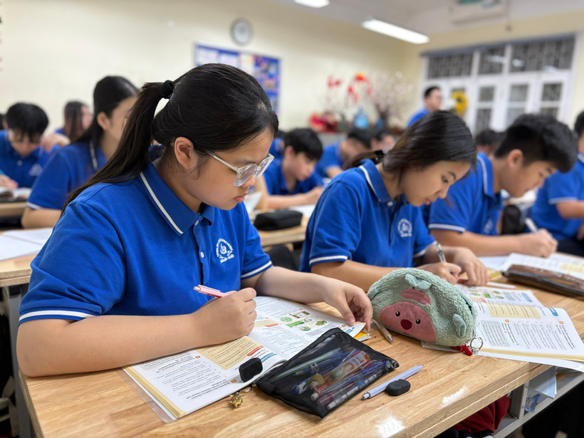 Học sinh ôn thi vào lớp 10. (Ảnh: Phạm Mai/Vietnam+)