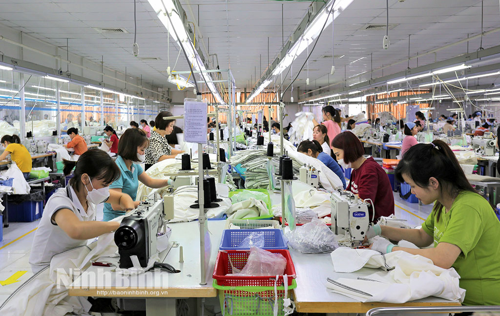 Tăng tốc giải quyết việc làm cho lao động nông thôn