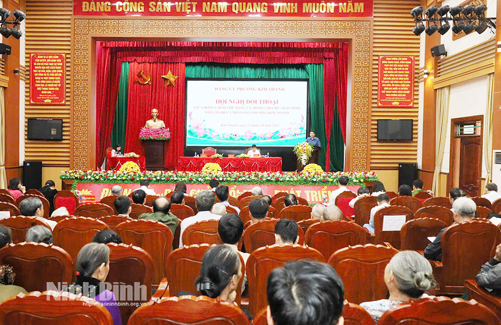 Quang cảnh hội nghị.