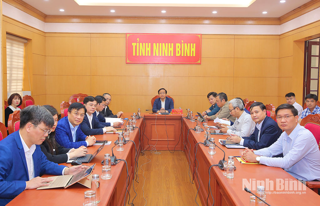 Quang cảnh hội nghị tại điểm cầu tỉnh Ninh Bình.