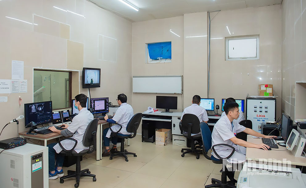 Hạ tầng CNTT của Bệnh viện được đầu tư tương đối đồng bộ, đáp ứng yêu cầu chuyển đổi số