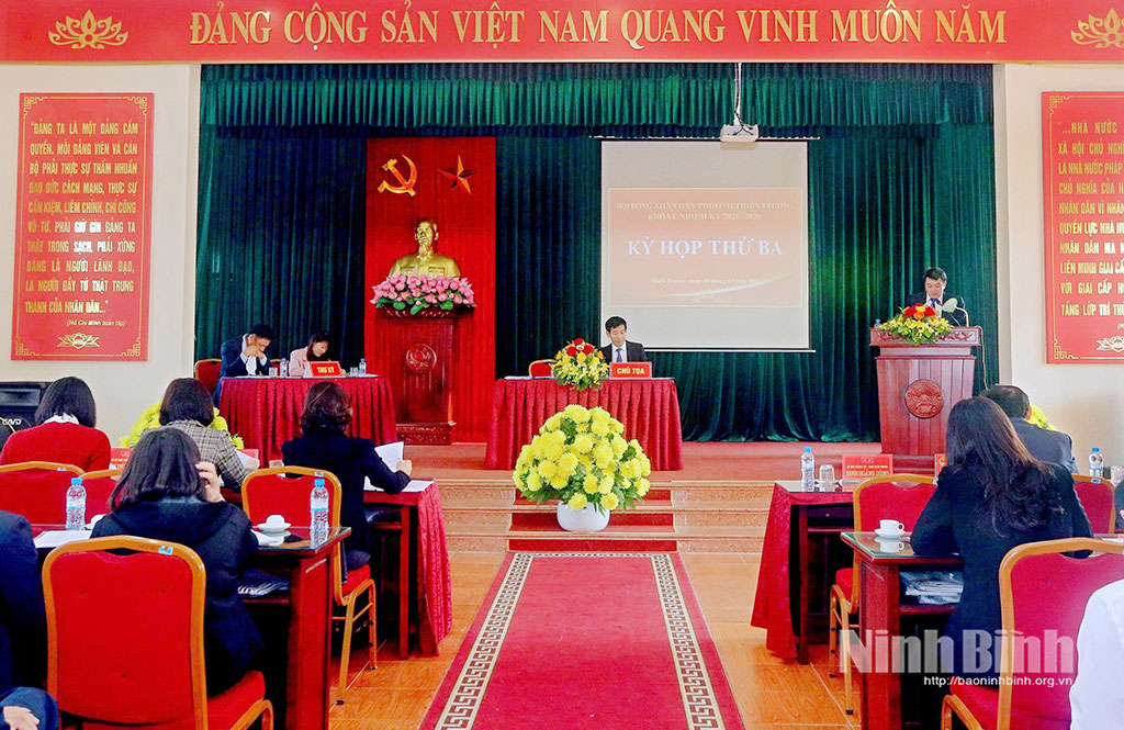 Quang cảnh Kỳ họp thứ 3, HĐND phường Thiên Trường khóa I, nhiệm kỳ 2021-2026. Ảnh: Việt Thắng