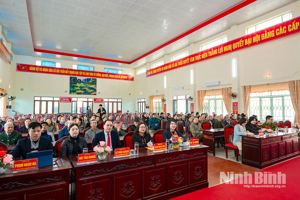 Các đại biểu dự khai mạc lớp tập huấn, bồi dưỡng hát Chèo, hát Văn, hát Xẩm.