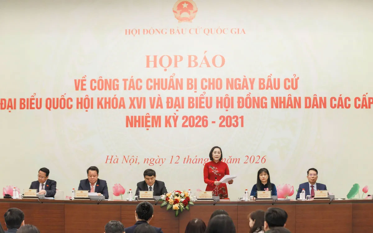 Quang cảnh họp báo.
