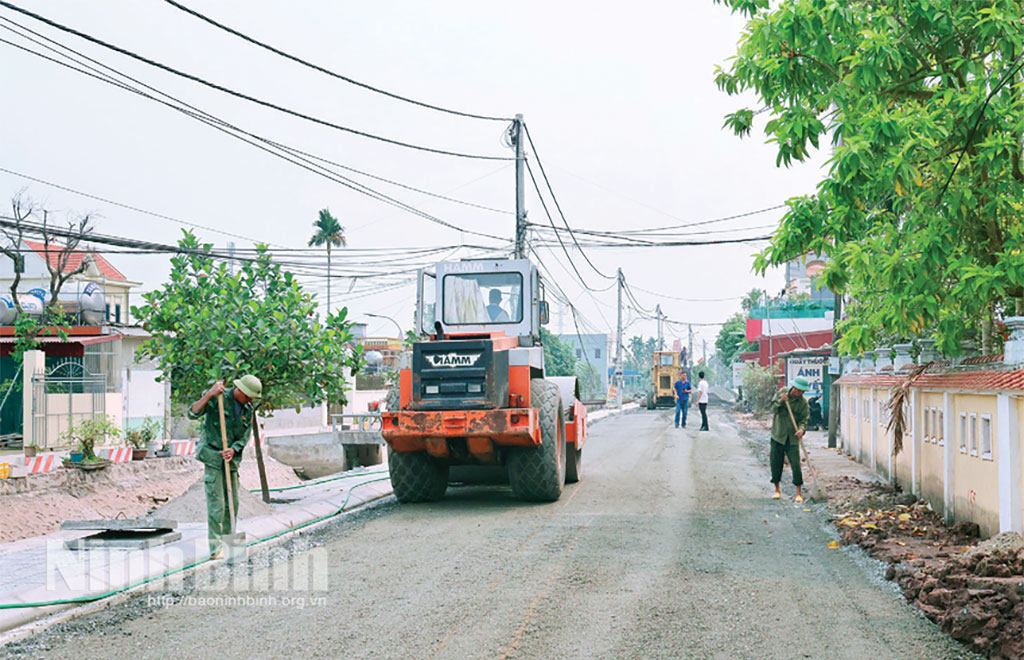 Diện mạo nông thôn xã Xuân Hưng ngày càng khởi sắc, trong đó có sự đóng góp tích cực của đồng bào Công giáo.