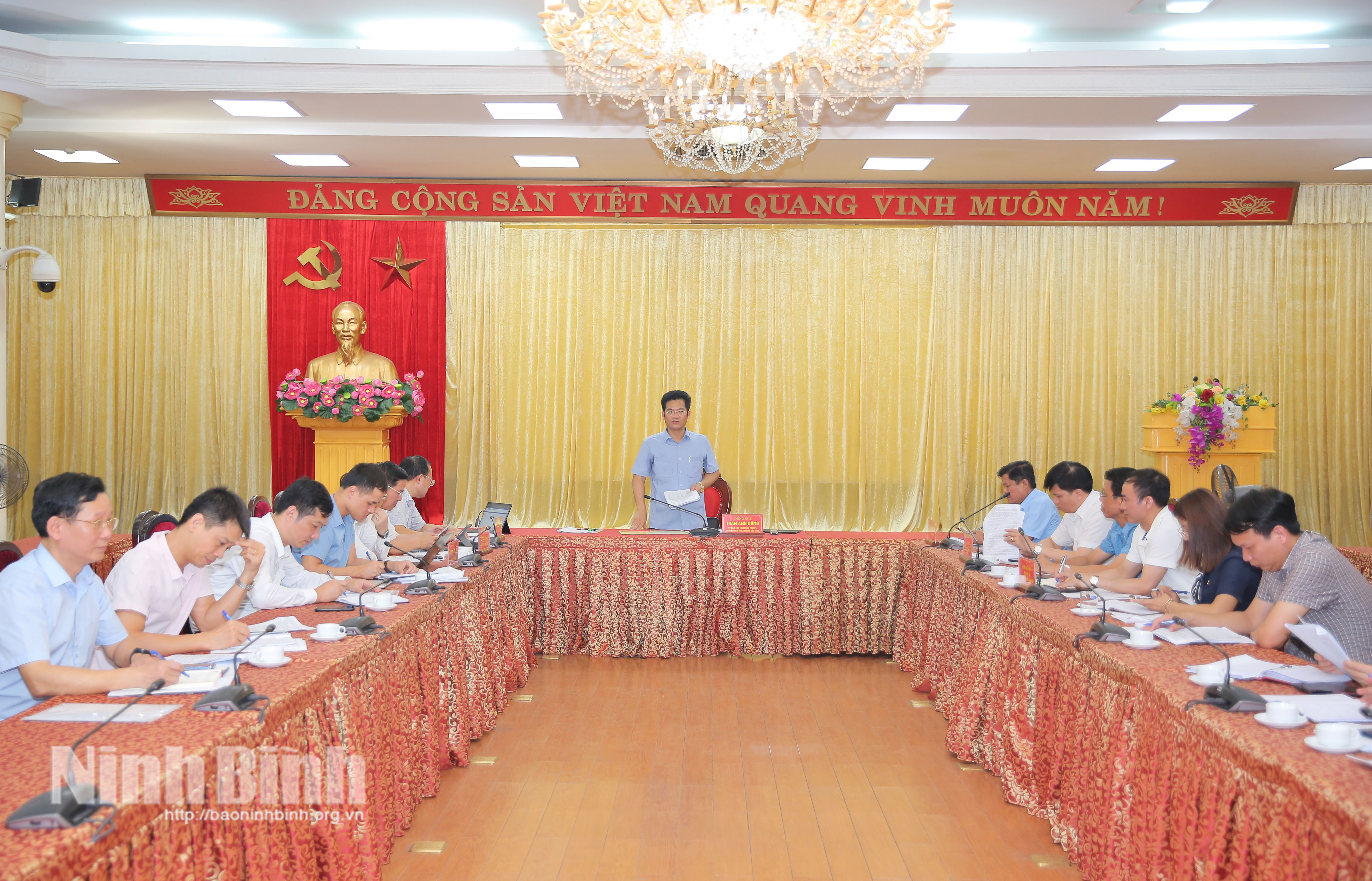 Quang cảnh hội nghị.