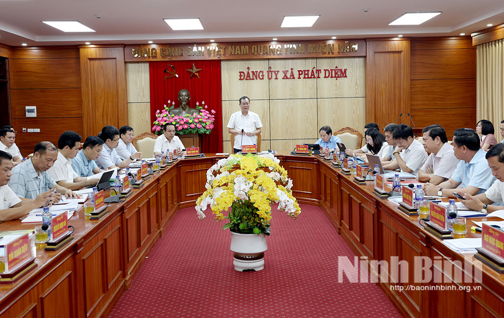 Quang cảnh hội nghị .