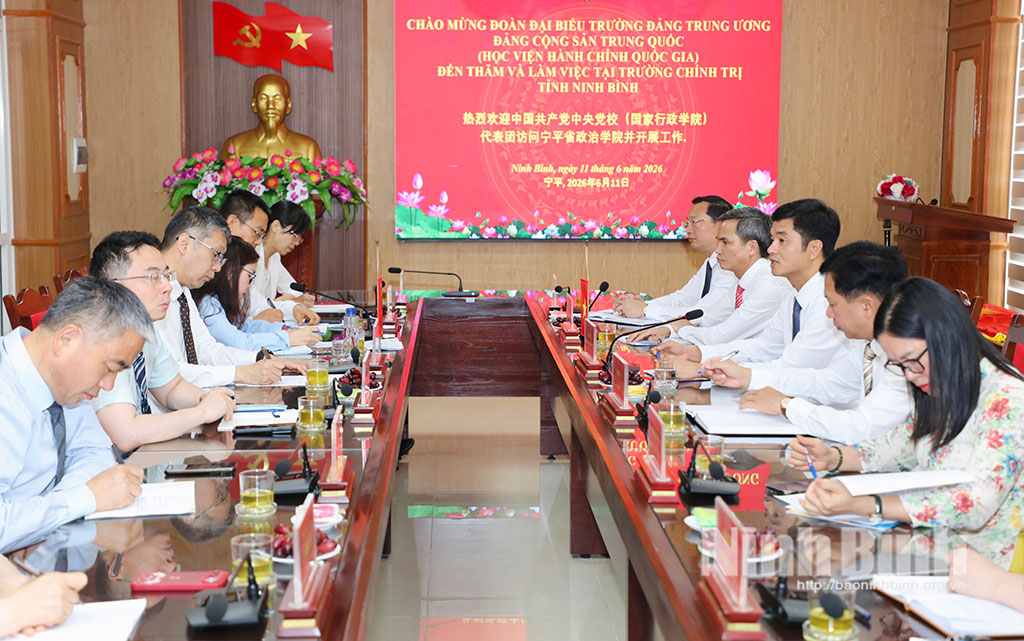 Quang cảnh hội nghị.