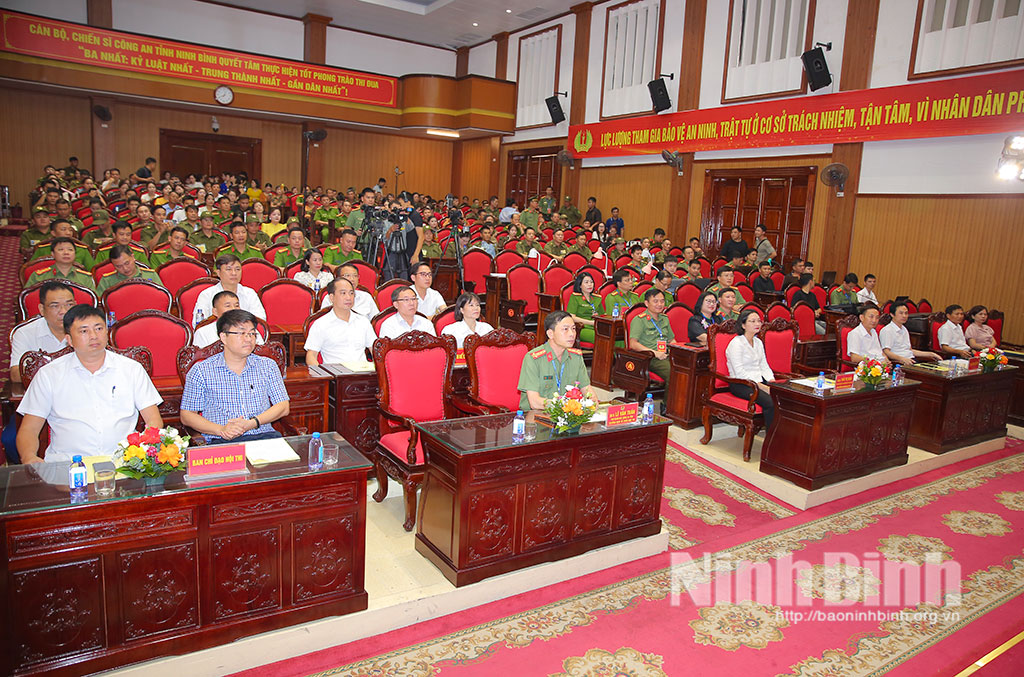 Các đại biểu dự hội thi.