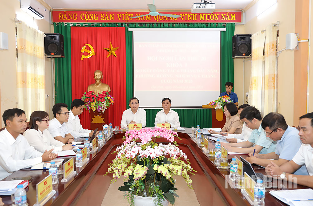 Quang cảnh hội nghị.