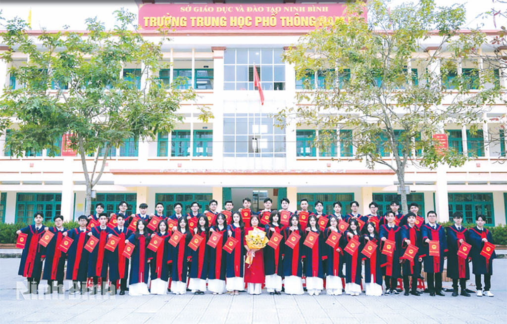 Trường THPT Nam Lý, xã Nam Lý - Ngôi trường có nhiều học sinh đạt kết quả cao tại Kỳ thi tốt nghiệp THPT năm 2026. Ảnh: CTV