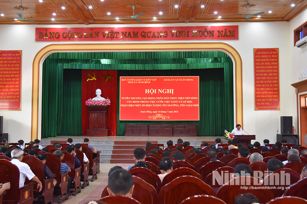 Quang cảnh hội nghị.