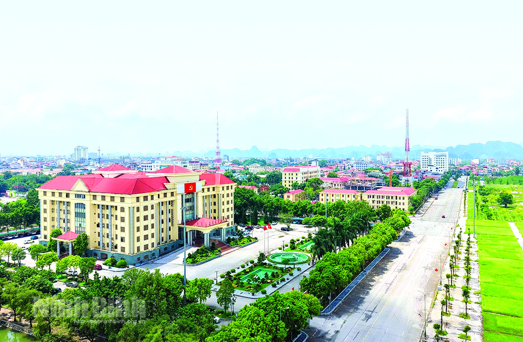 Quang cảnh Trụ sở cơ quan Tỉnh ủy Ninh Bình. Ảnh: Ngọc Linh