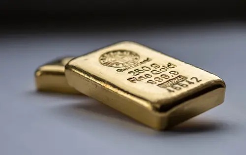 Giá vàng giảm hơn 1% ngày 27/8 sau dữ liệu lạm phát Mỹ