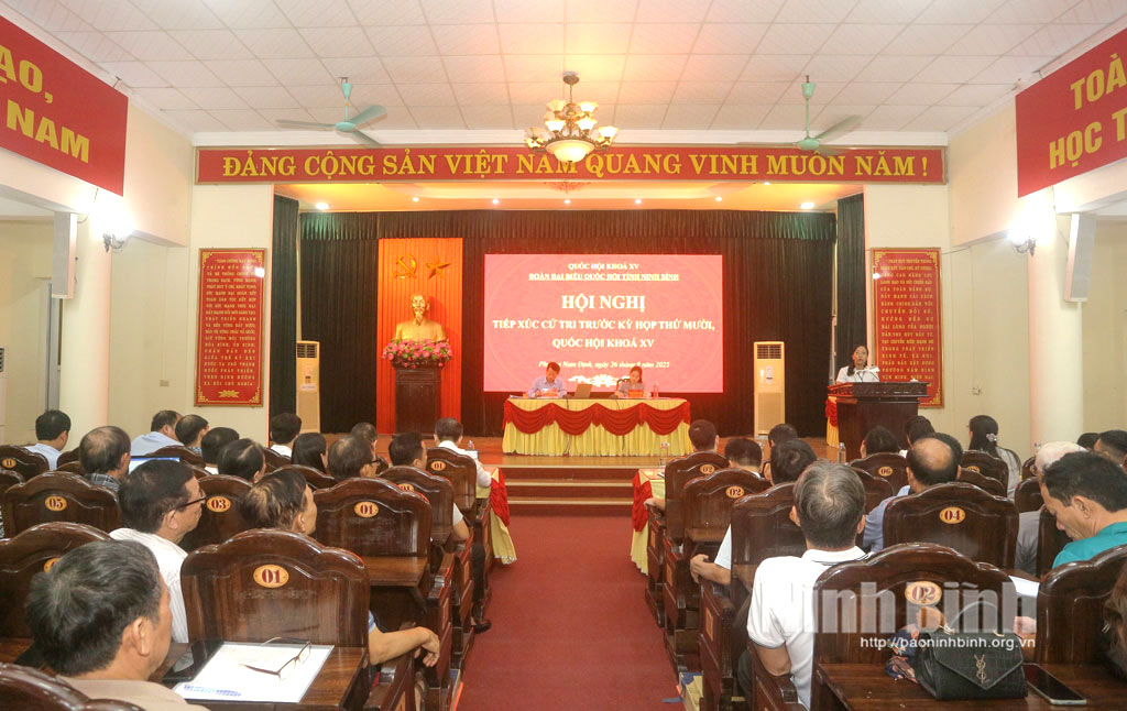 Quang cảnh hội nghị.