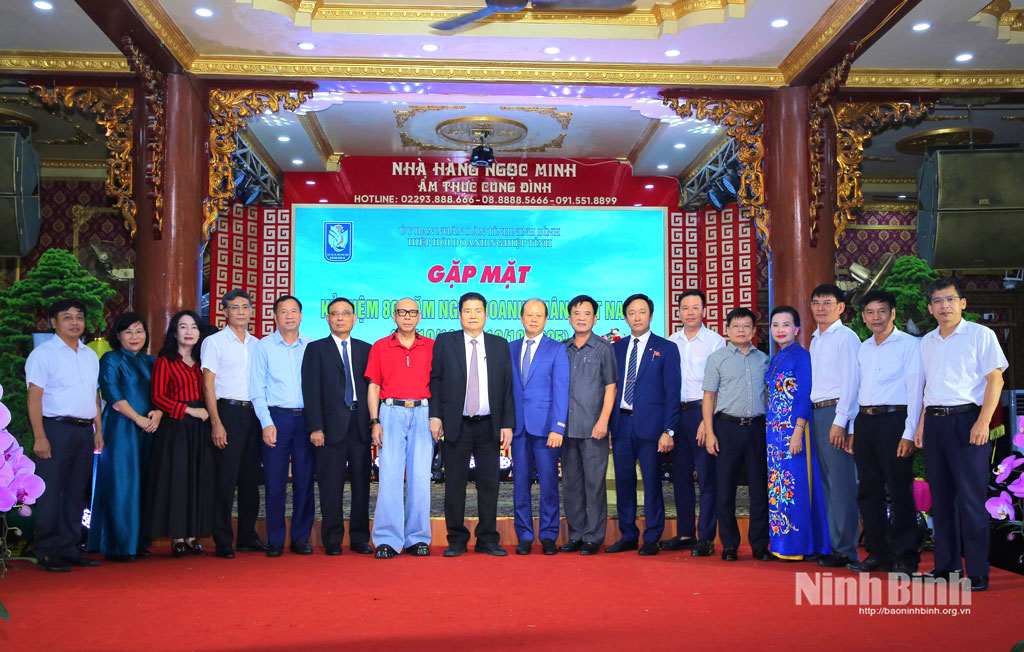 Ban Chấp hành Hiệp hội Doanh nghiệp tỉnh ra mắt.