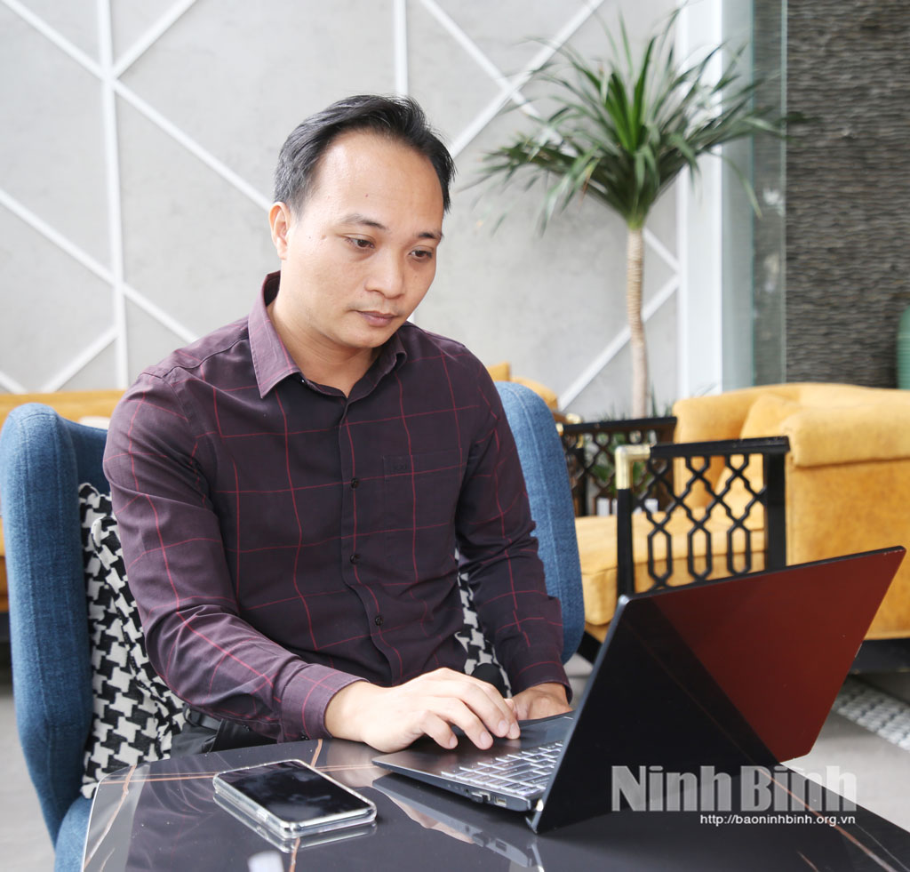 Ông Trần Thanh Bình, Giám đốc Công ty Cổ phần Đầu tư và Phát triển Thiên Trường Phát, Chủ nhiệm Câu lạc bộ Khởi nghiệp sáng tạo Ninh Bình.