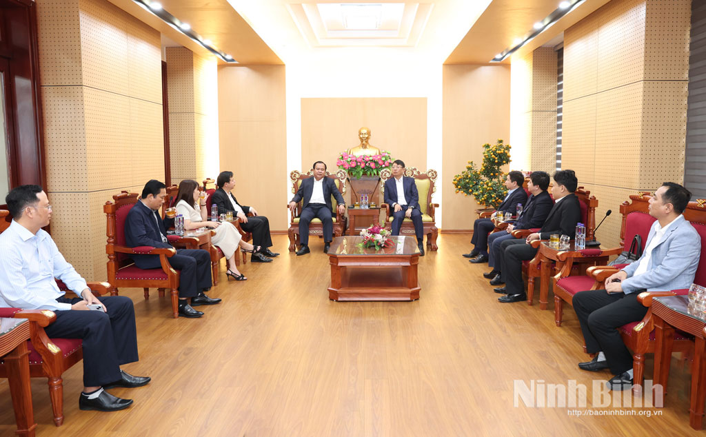 Quanh cảnh buổi tiếp đón.