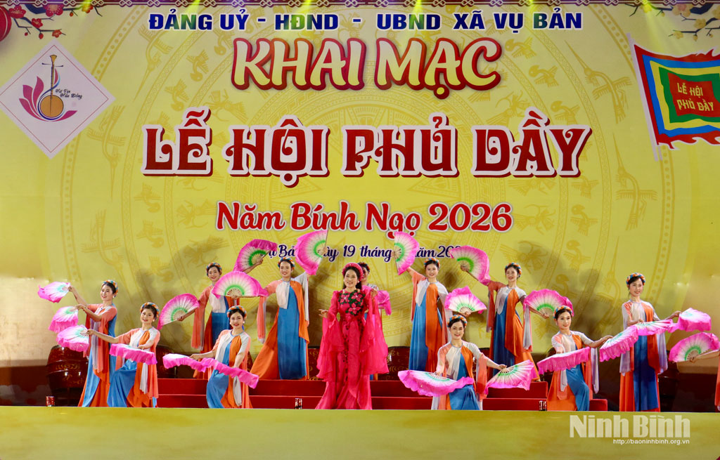 Chương trình nghệ thuật khai mạc Lễ hội.