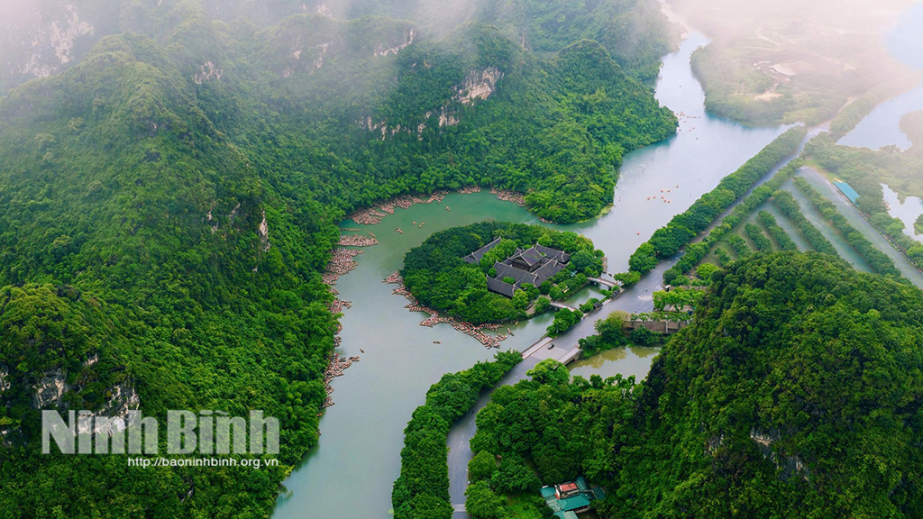 Danh thắng Tràng An. Ảnh: Ngọc Linh