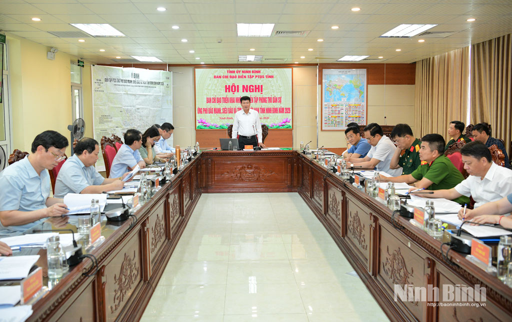 Quang cảnh hội nghị.