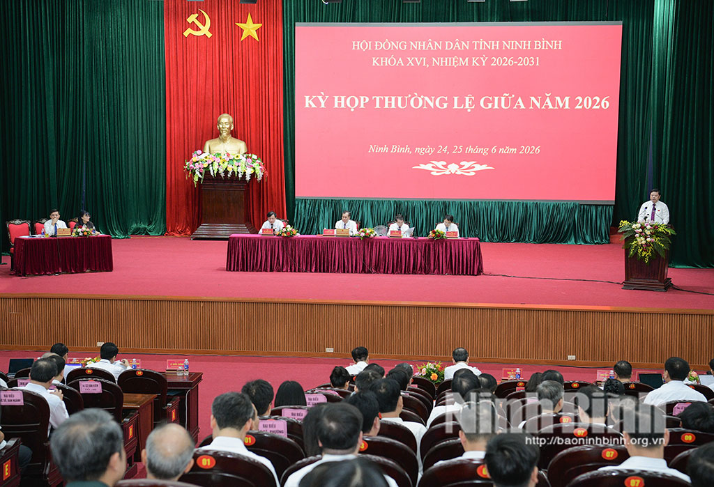 Quang cảnh kỳ họp thường lệ giữa năm 2026 - HĐND tỉnh khóa XVI, nhiệm kỳ 2026-2031. Ảnh Trường Giang.