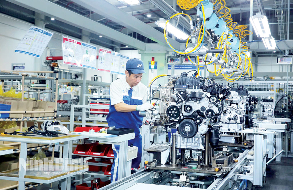 Ninh Binh enters top 3 provinces with highest economic growth in nine months of 2025.