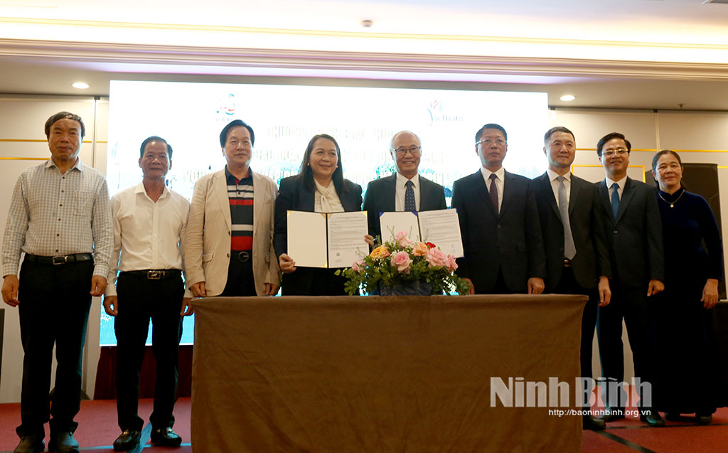 The VTA and the Philippine Travel Agencies Association signed a cooperation agreement to strengthen tourism promotion.