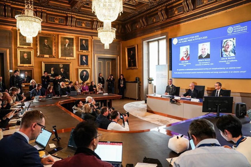 Giải Nobel Vật lý năm 2025 được công bố tại Stockholm, Thụy Điển, ngày 7-10-2025. Ảnh: english.cctv.com