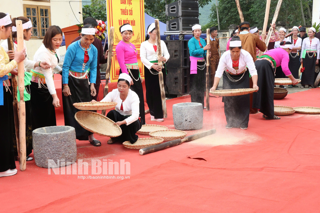 New Rice Festival of Muong ethnic minority people in Ninh Binh.