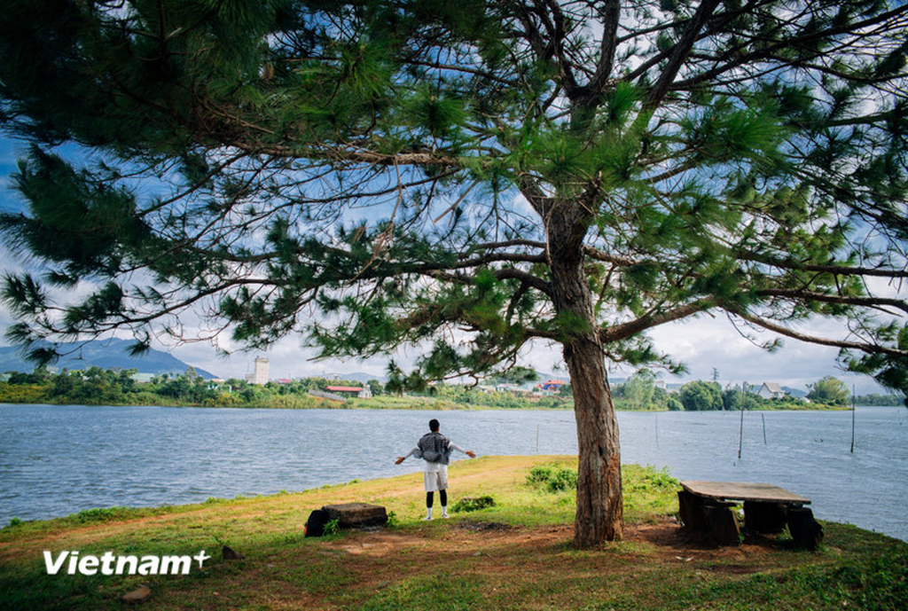 Biển hồ Pleiku, Gia Lai. (Ảnh: Vương Công Nam/Vietnam+)