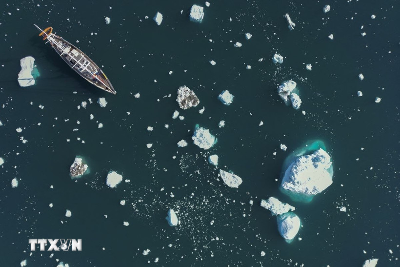 Băng biển tại Bắc Cực giảm xuống mức thấp nhất từ trước đến nay. (Ảnh: AFP/TTXVN)