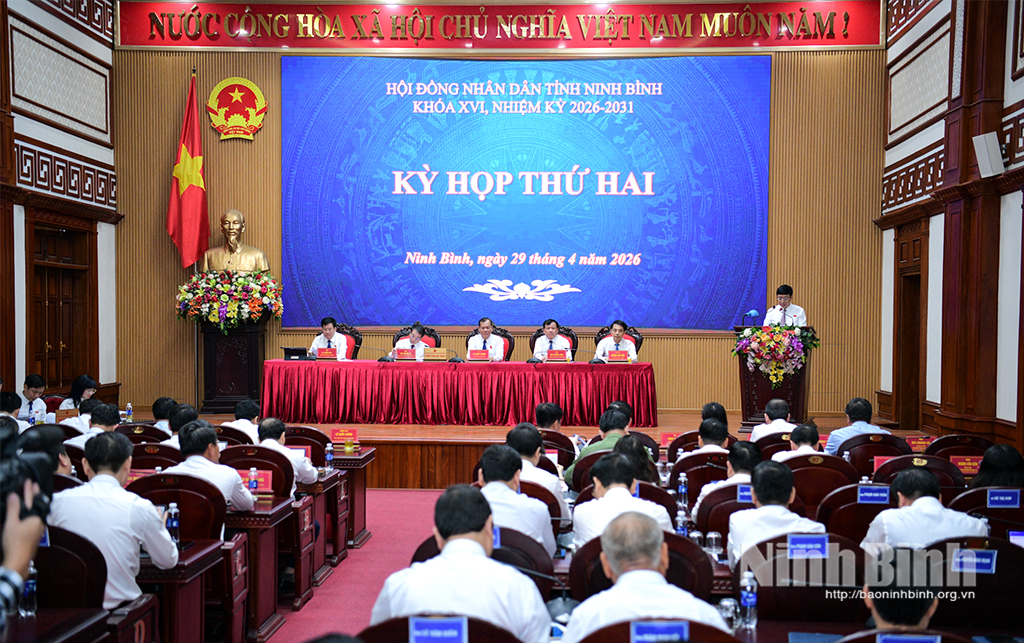 The second session of the 15th provincial People's Council.