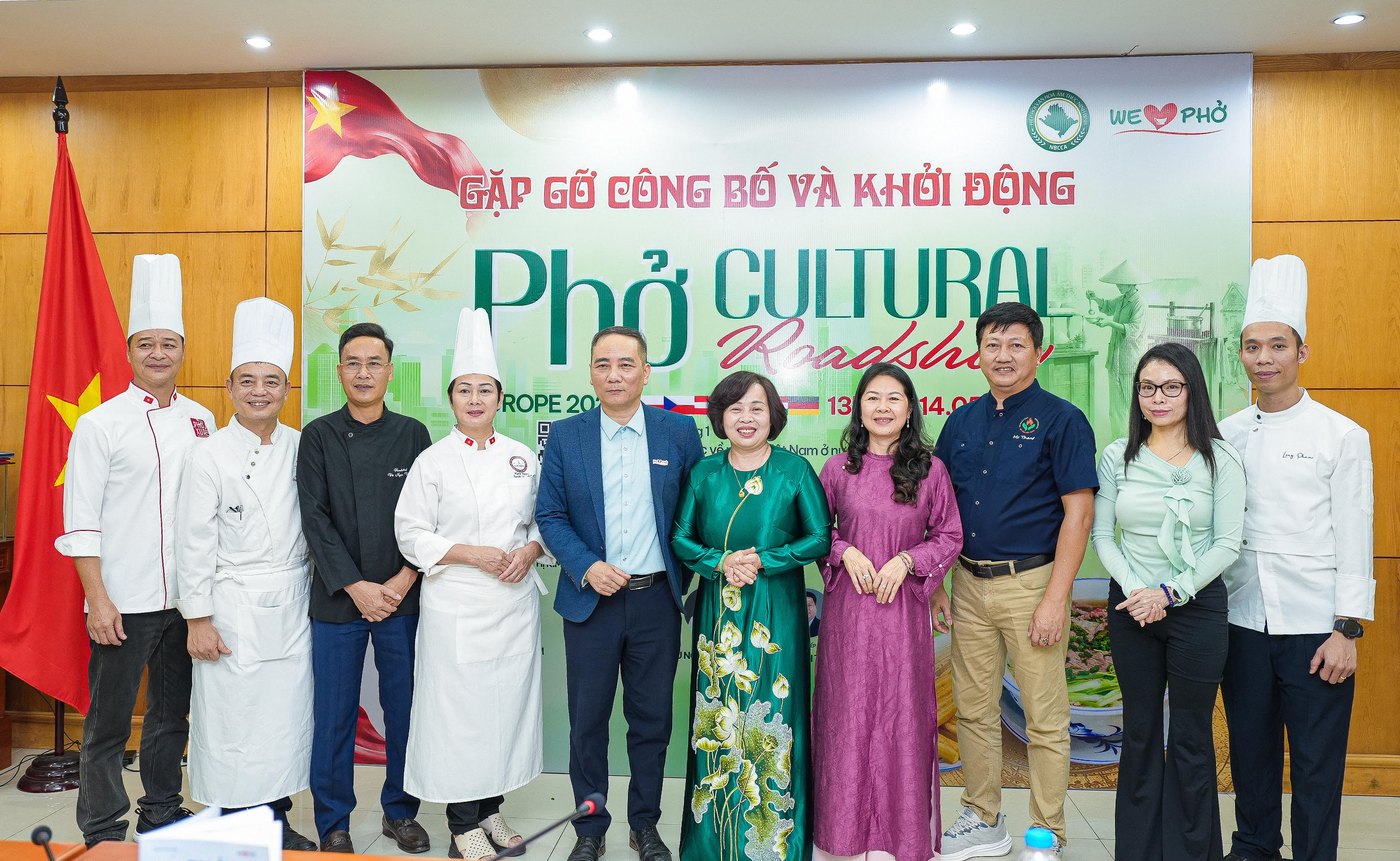 Many leading Vietnamese culinary artisans, experts, and chefs will participate in the 'Pho' Cultural Roadshow Europe 2026 to tell Vietnamese culture through the national dish.