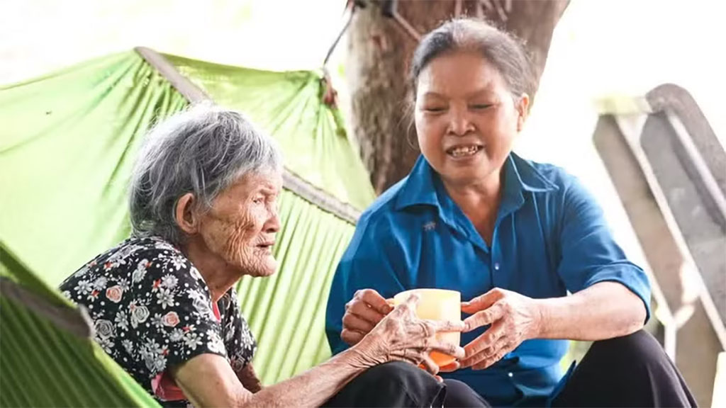 The family of fallen soldier Nguyen Van Nay waits anxiously for news of his burial place so that they can bring him back to his homeland.