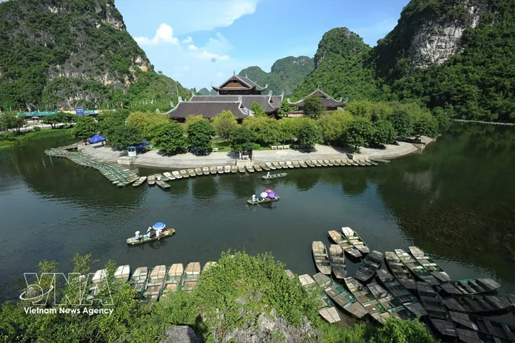 A boat pier at the Trang An Scenic Landscape Complex in Ninh Binh province (Photo: VNA)