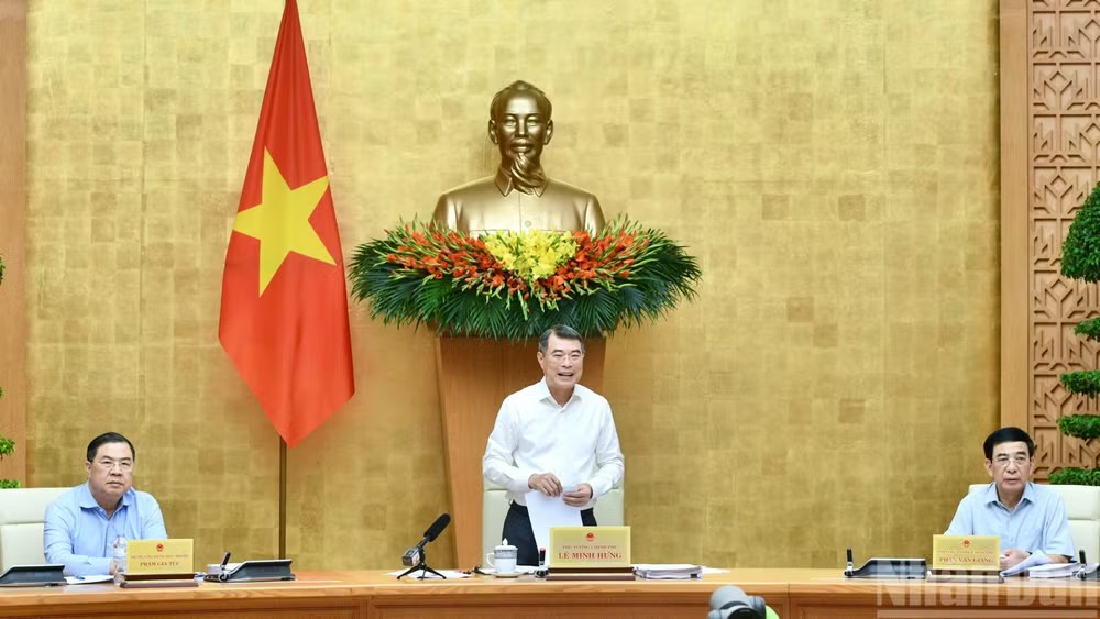 Thủ tướng Chính phủ Lê Minh Hưng chủ trì Phiên họp Chính phủ thường kỳ tháng 4. (Ảnh: Thanh Giang)