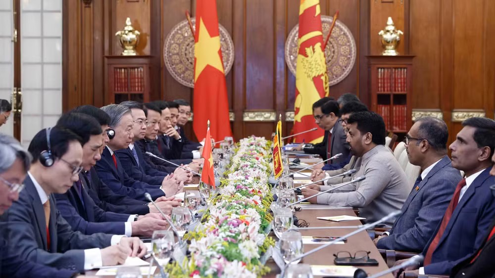 Tổng Bí thư, Chủ tịch nước Tô Lâm và Tổng thống Sri Lanka Anura Kumara Dissanayake hội đàm. (Ảnh: Thống Nhất - TTXVN)