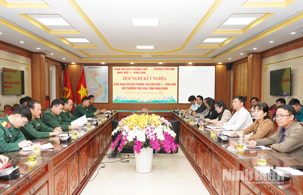 Các đại biểu dự hội nghị.